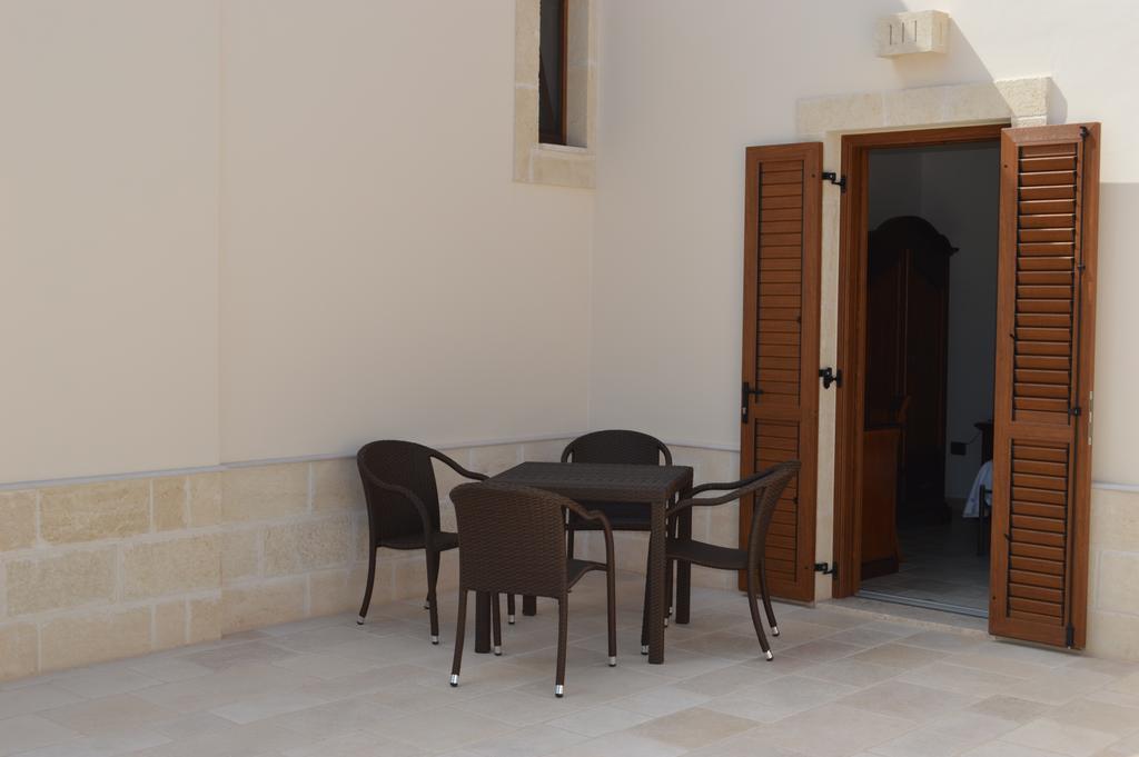 Le Terrazze Miramare B&B Торре-Канне Экстерьер фото