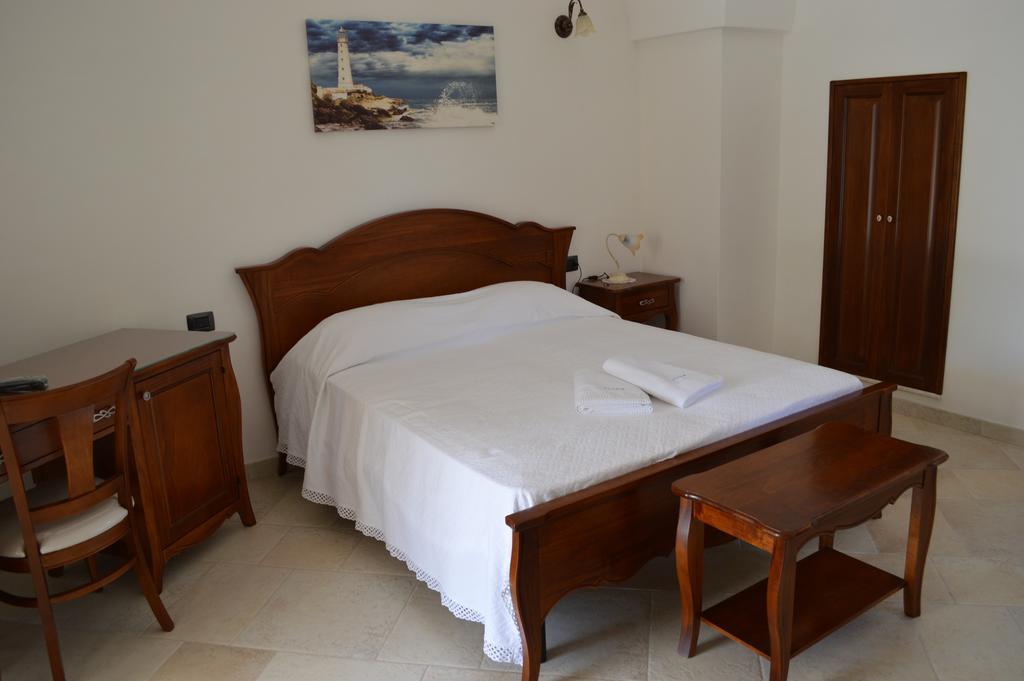 Le Terrazze Miramare B&B Торре-Канне Экстерьер фото